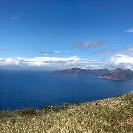 Vignarella Meuble De Tourisme Classe 5 Etoiles Avec Terrasse Piana (Corsica)