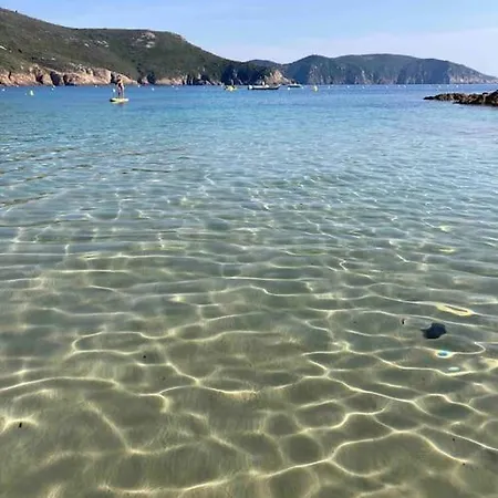 Vignarella Meuble De Tourisme Classe 5 Etoiles Avec Terrasse * Piana (Corsica)