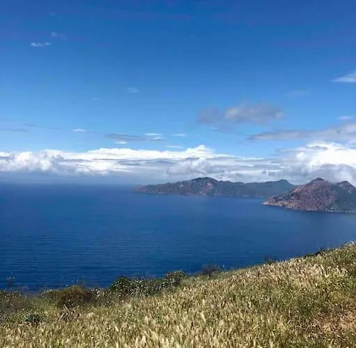Vignarella Meuble De Tourisme Classe 5 Etoiles Avec Terrasse Piana (Corsica)