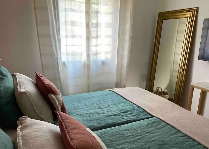 Vignarella Meuble De Tourisme Classe 5 Etoiles Avec Terrasse